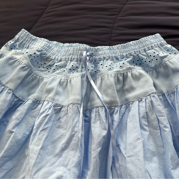 Free People Gesibelle Set in Open Air - Picture 13 of 16